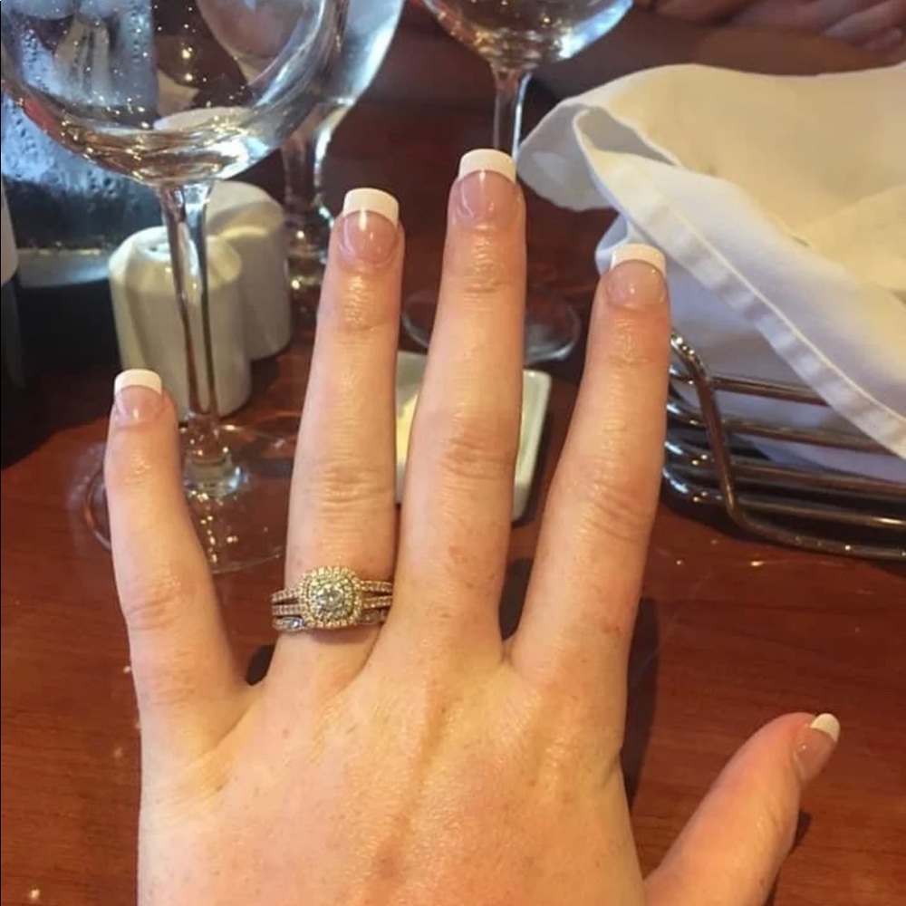 Wedding Ring set - Picture 8 of 8